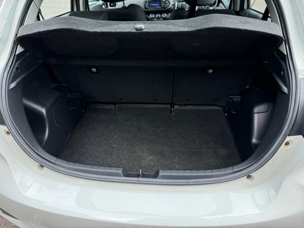 Used Toyota Yaris 2017 for sale - 75220967: Photo 11