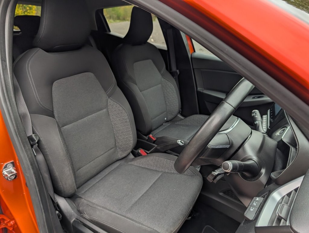 Used Renault Clio 2021 for sale - 76210467: Photo 17