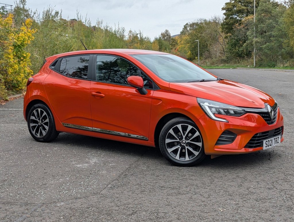 Used Renault Clio 2021 for sale - 76210467: Photo 3