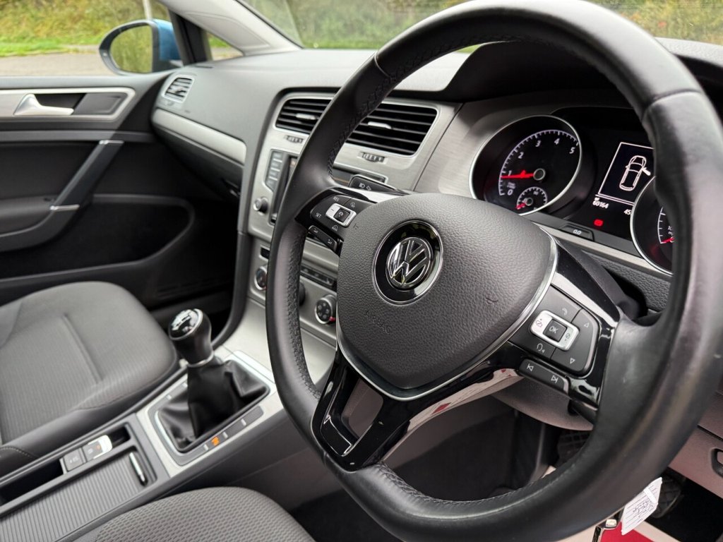 Used Volkswagen Golf 2016 for sale - 76106236: Photo 20