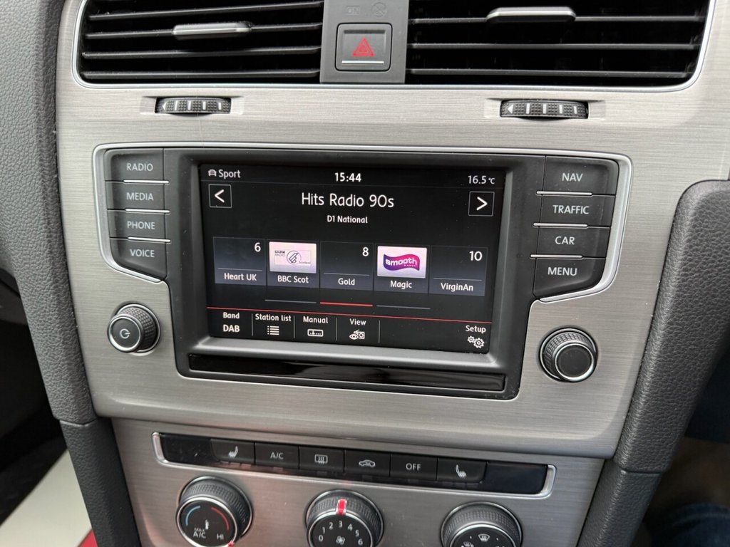 Used Volkswagen Golf 2016 for sale - 76106236: Photo 22