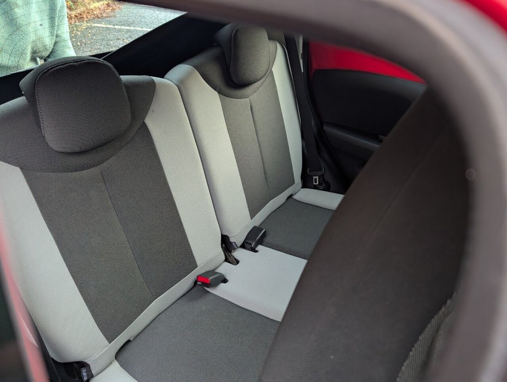 Used Toyota AYGO 2015 for sale - 76820822: Photo 12