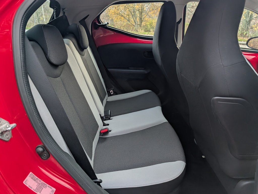 Used Toyota AYGO 2015 for sale - 76820822: Photo 13