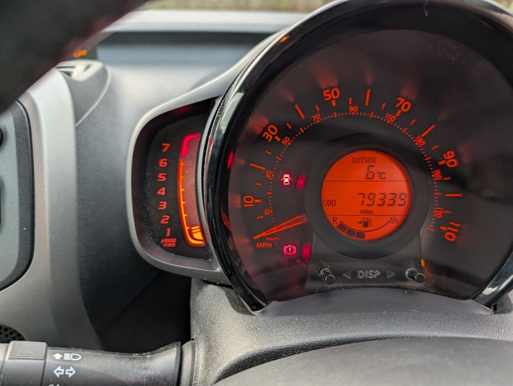 Used Toyota AYGO 2015 for sale - 76820822: Photo 21