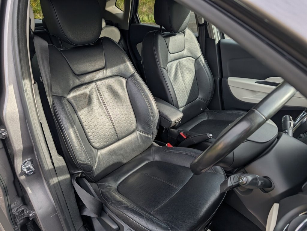 Used Renault Captur 2018 for sale - 76147764: Photo 16