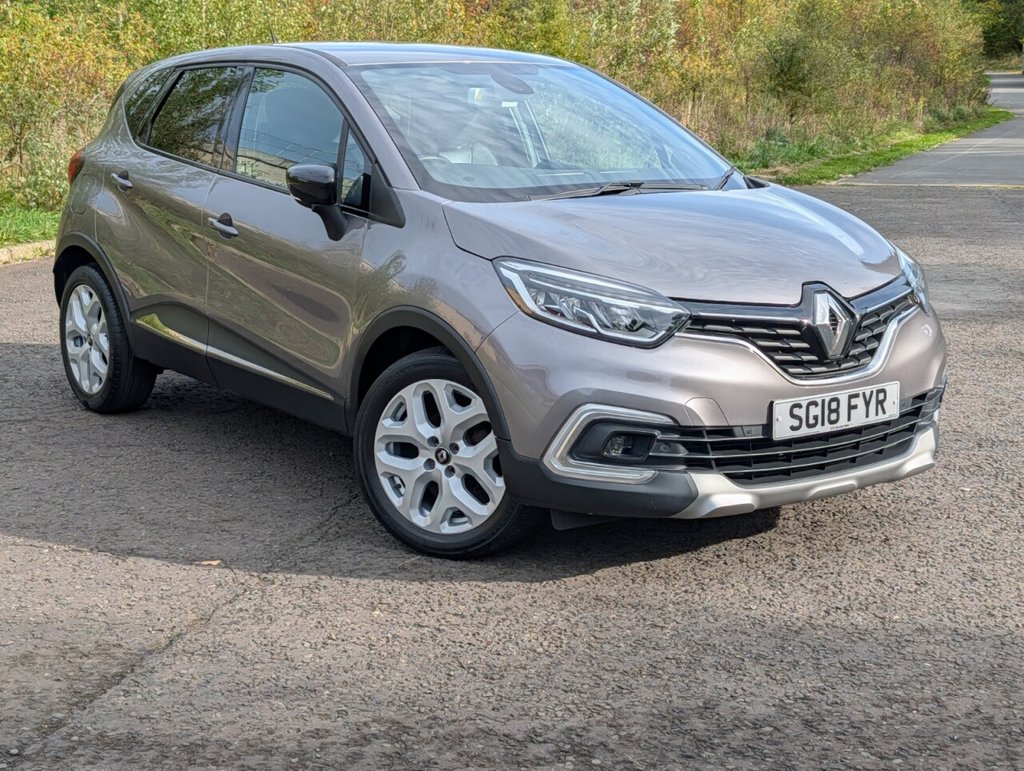 Used Renault Captur 2018 for sale - 76147764: Photo 2