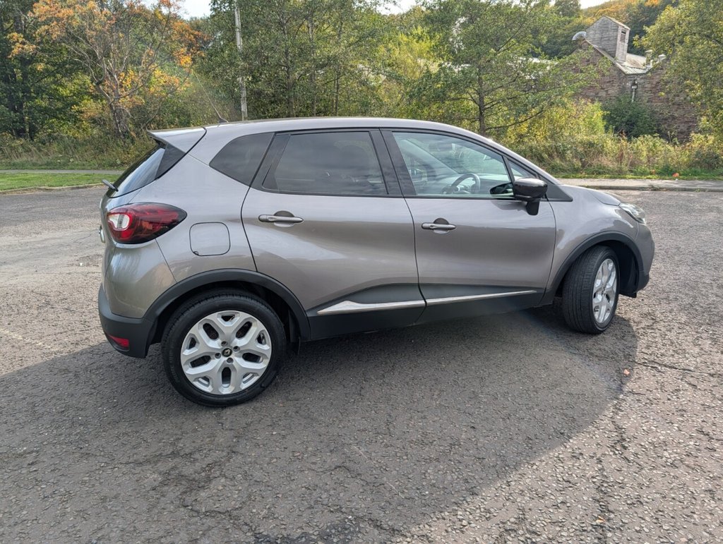 Used Renault Captur 2018 for sale - 76147764: Photo 6