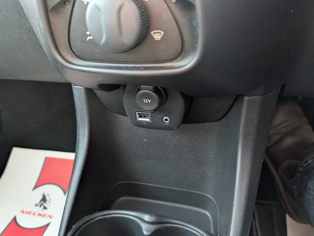 Used Toyota AYGO 2016 for sale - 77953224: Photo 27