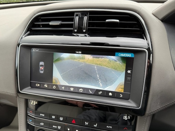 Used Jaguar F-Pace 2018 for sale - 75777355: Photo 25