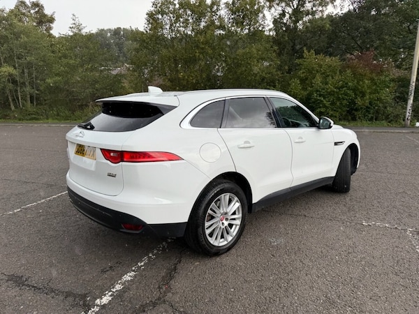 Used Jaguar F-Pace 2018 for sale - 75777355: Photo 7