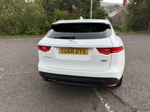 Used Jaguar F-Pace 2018 for sale - 75777355: Photo 9