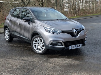 Used Renault Captur 2017 for sale - 77667150: Photo