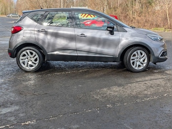Used Renault Captur 2017 for sale - 77667150: Photo