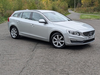 Used Volvo V60 2018 for sale - 76105963: Photo