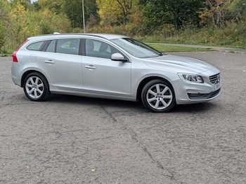 Used Volvo V60 2018 for sale - 76105963: Photo