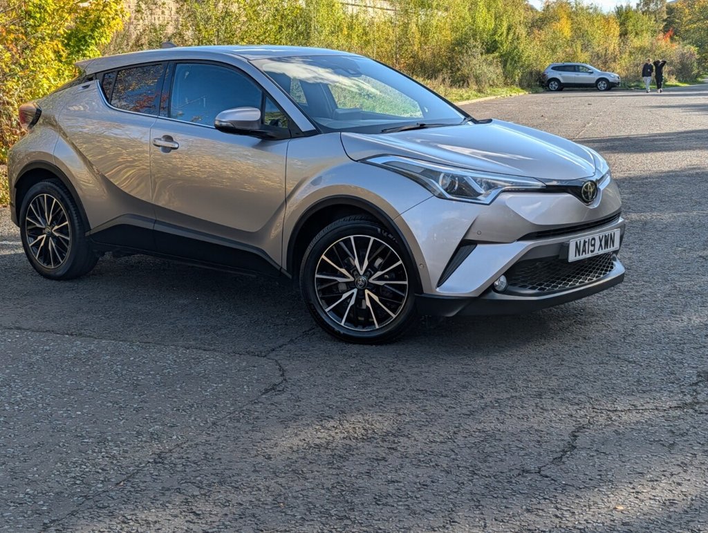 Used Toyota C-HR 2019 for sale - 76333864: Photo 3