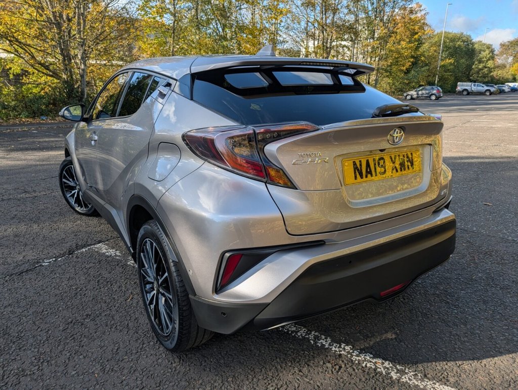 Used Toyota C-HR 2019 for sale - 76333864: Photo 8