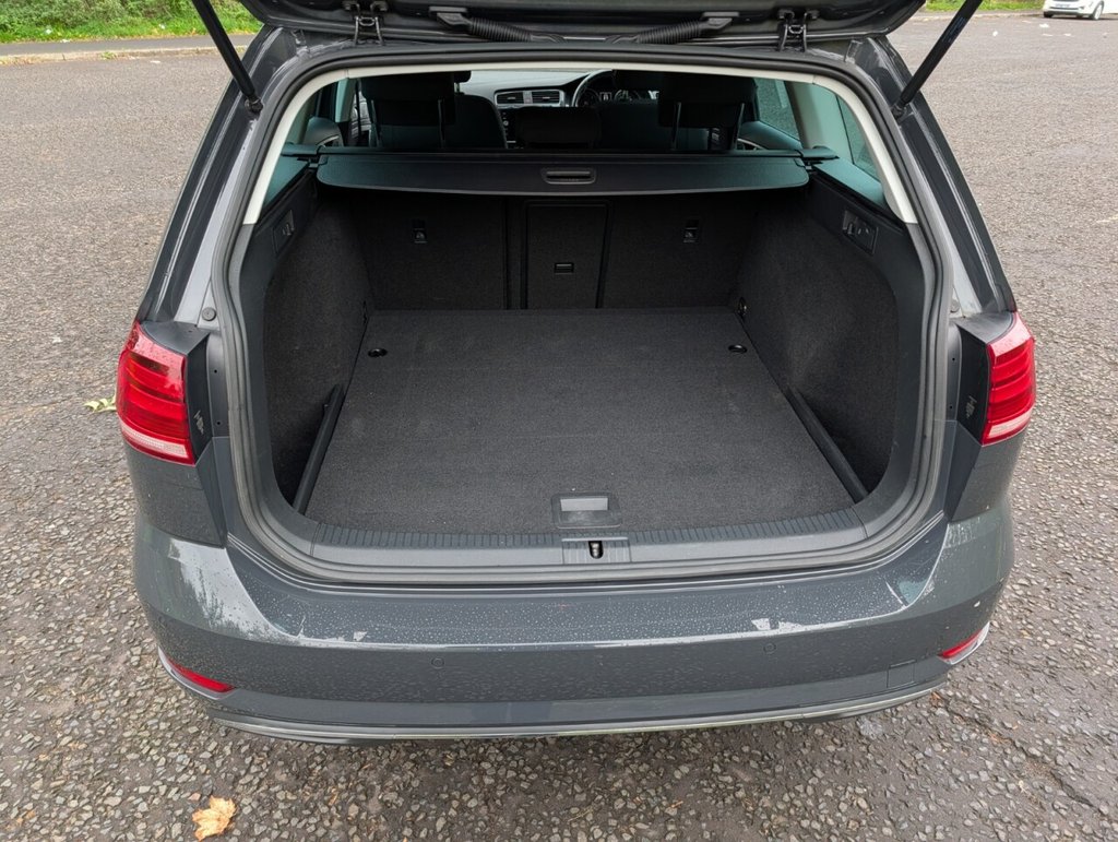 Used Volkswagen Golf 2020 for sale - 76210182: Photo 12