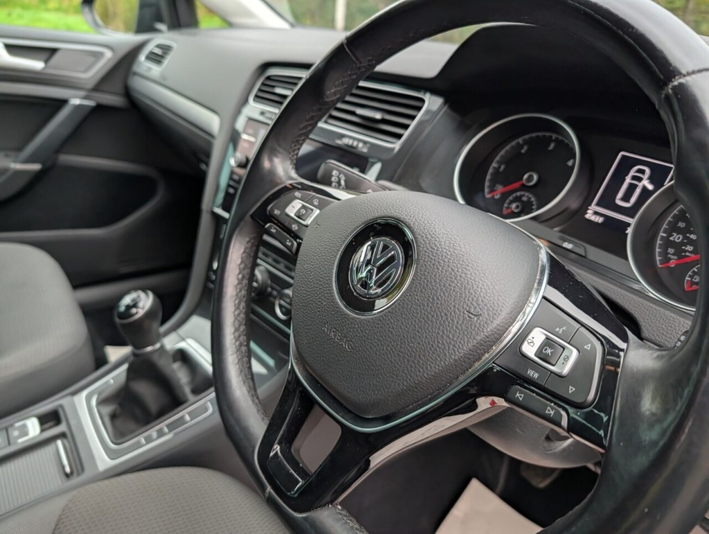 Used Volkswagen Golf 2020 for sale - 76210182: Photo 19