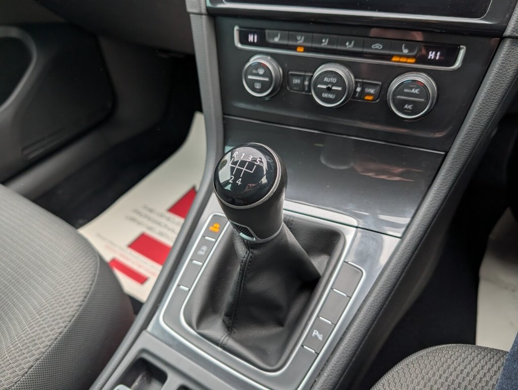 Used Volkswagen Golf 2020 for sale - 76210182: Photo 20