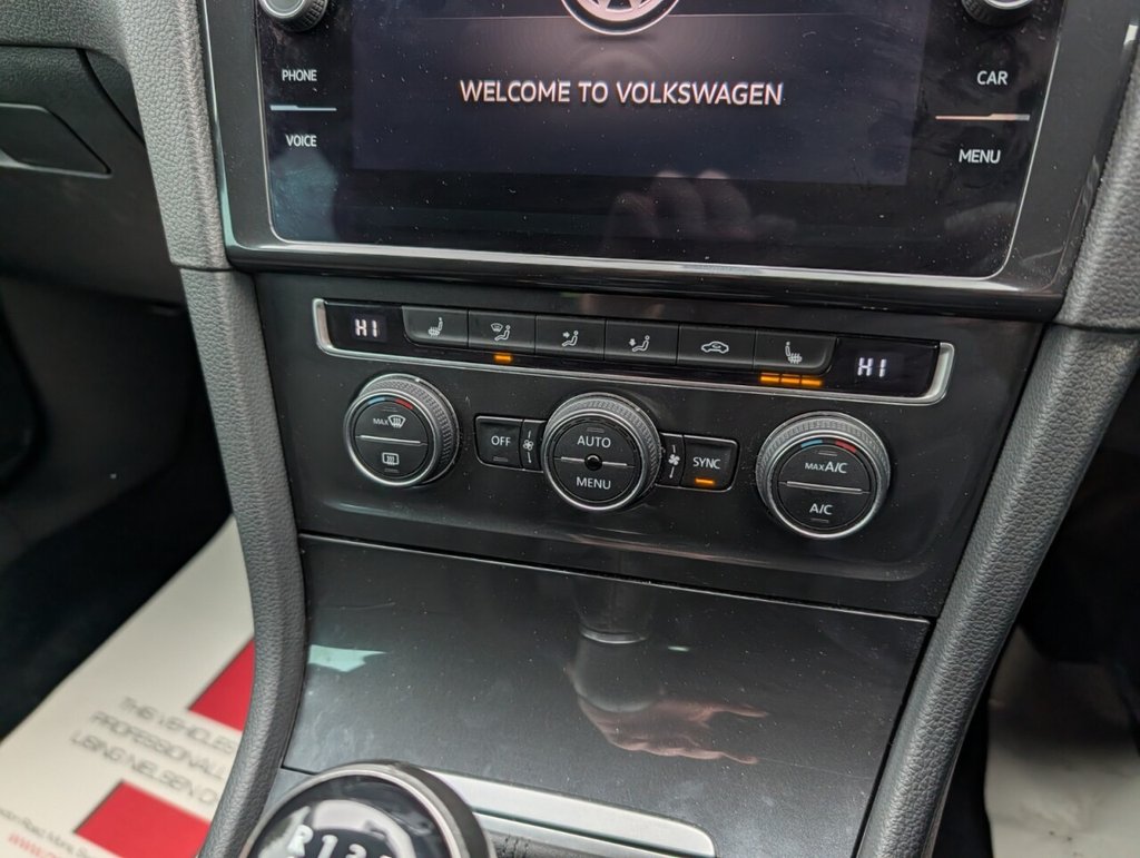 Used Volkswagen Golf 2020 for sale - 76210182: Photo 21