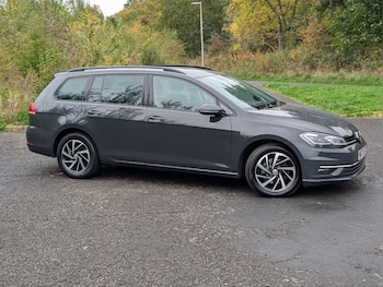 Used Volkswagen Golf 2020 for sale - 76210182: Photo