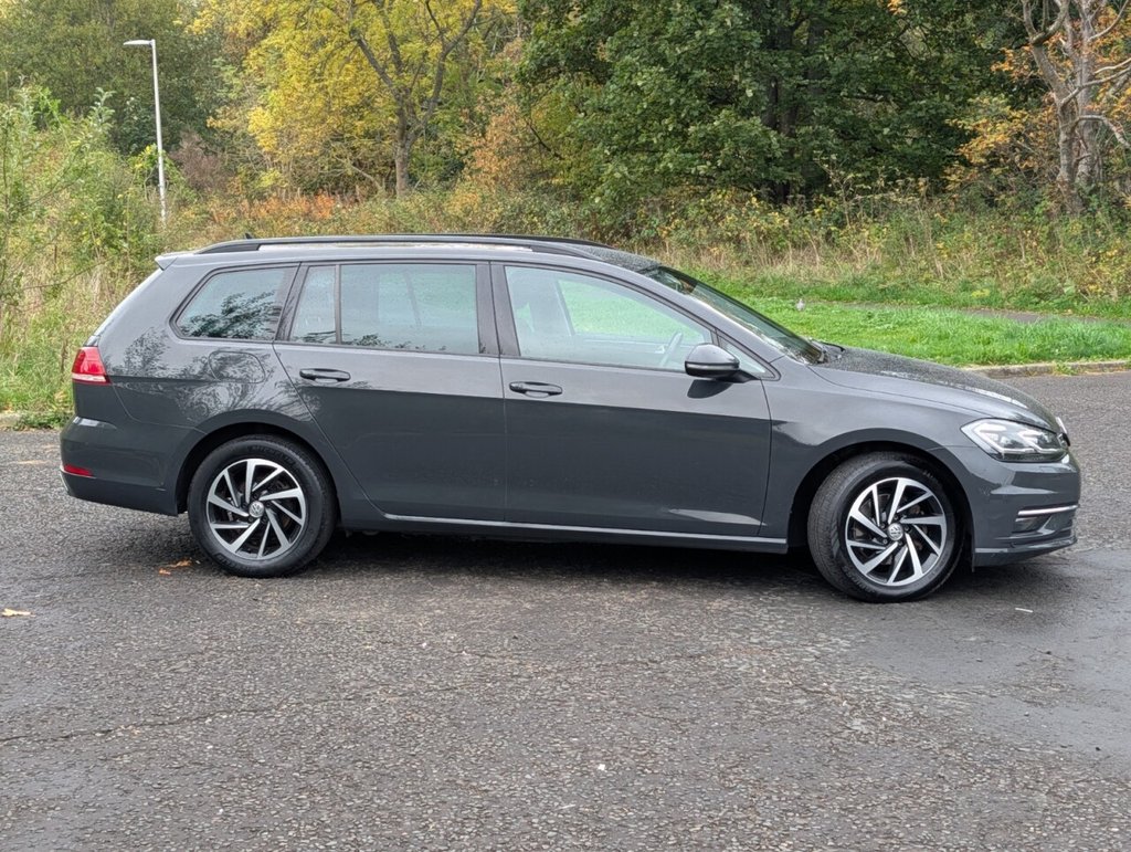 Used Volkswagen Golf 2020 for sale - 76210182: Photo 4