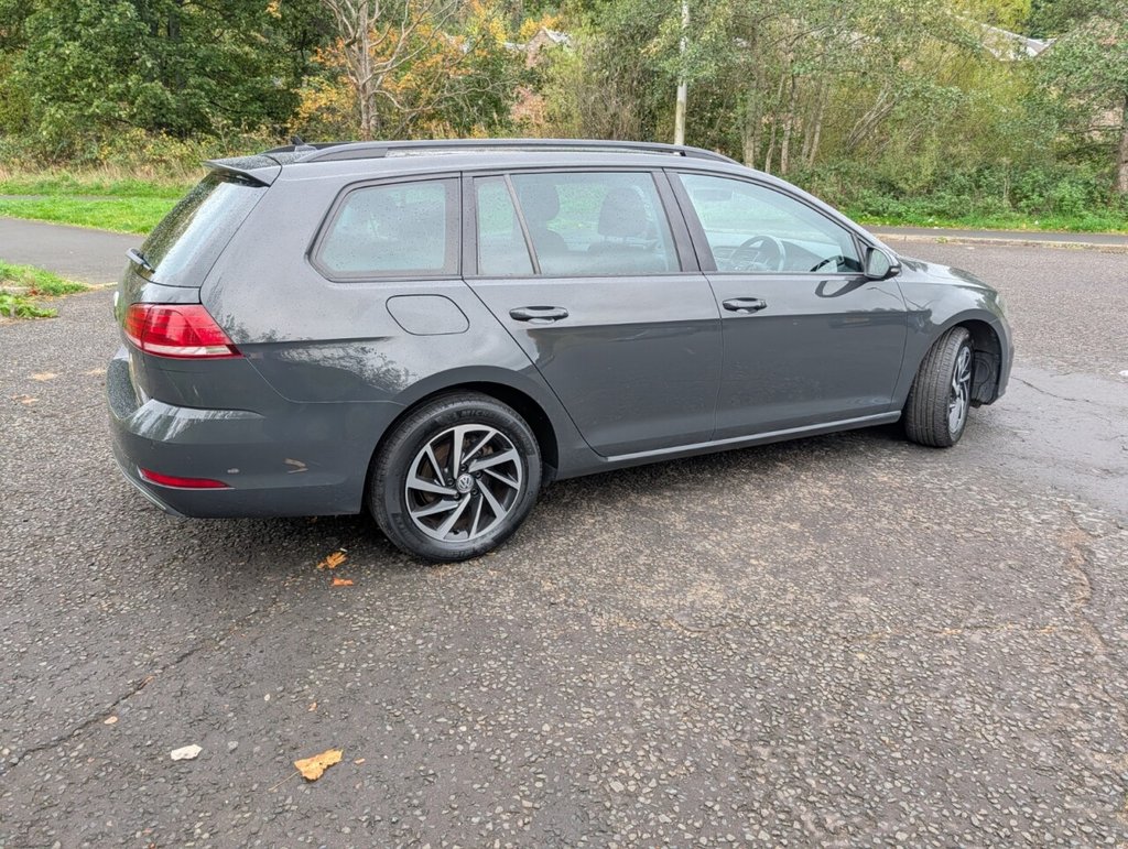 Used Volkswagen Golf 2020 for sale - 76210182: Photo 6