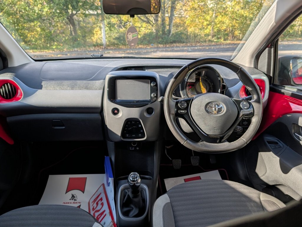 Used Toyota AYGO 2018 for sale - 76323651: Photo 15