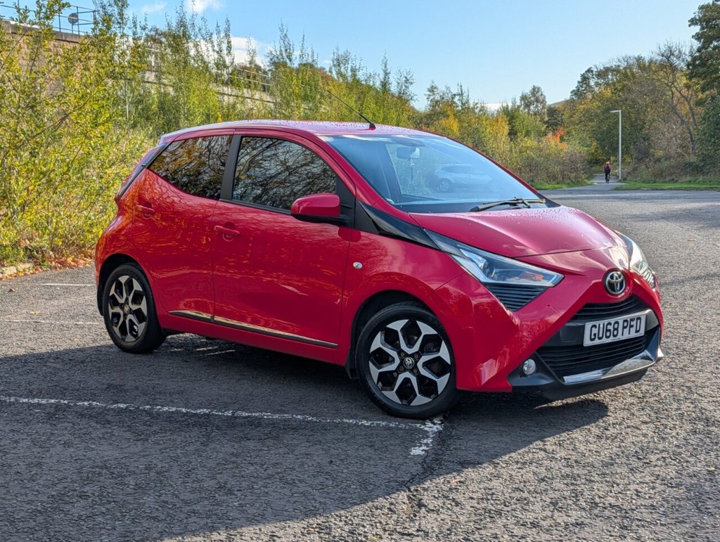 Used Toyota AYGO 2018 for sale - 76323651: Photo 2