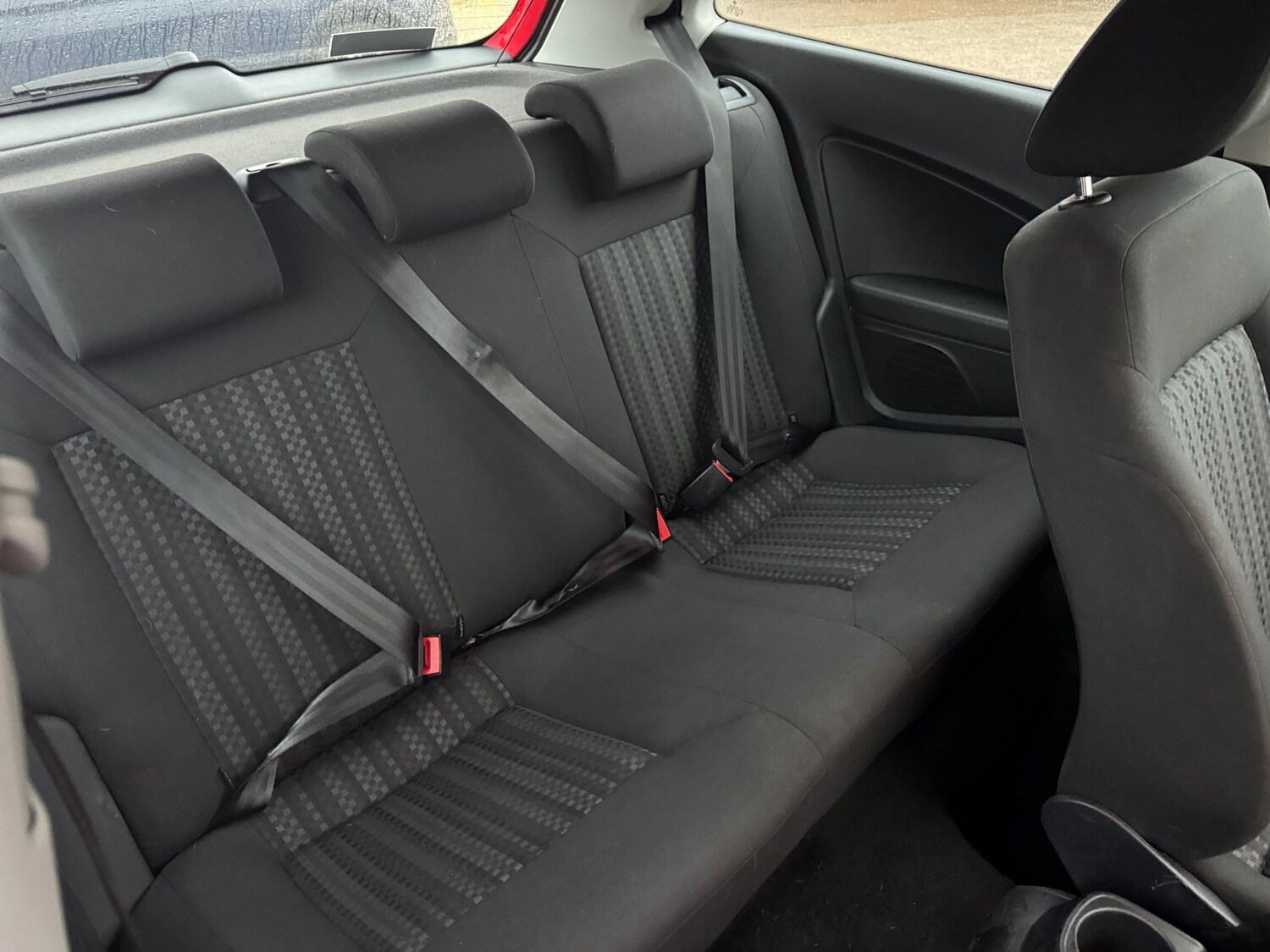 Used Volkswagen Polo 2015 for sale - 77502853: Photo 15