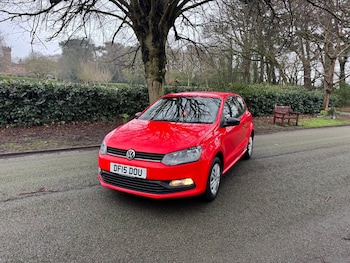 Used Volkswagen Polo 2015 for sale - 77502853: Photo