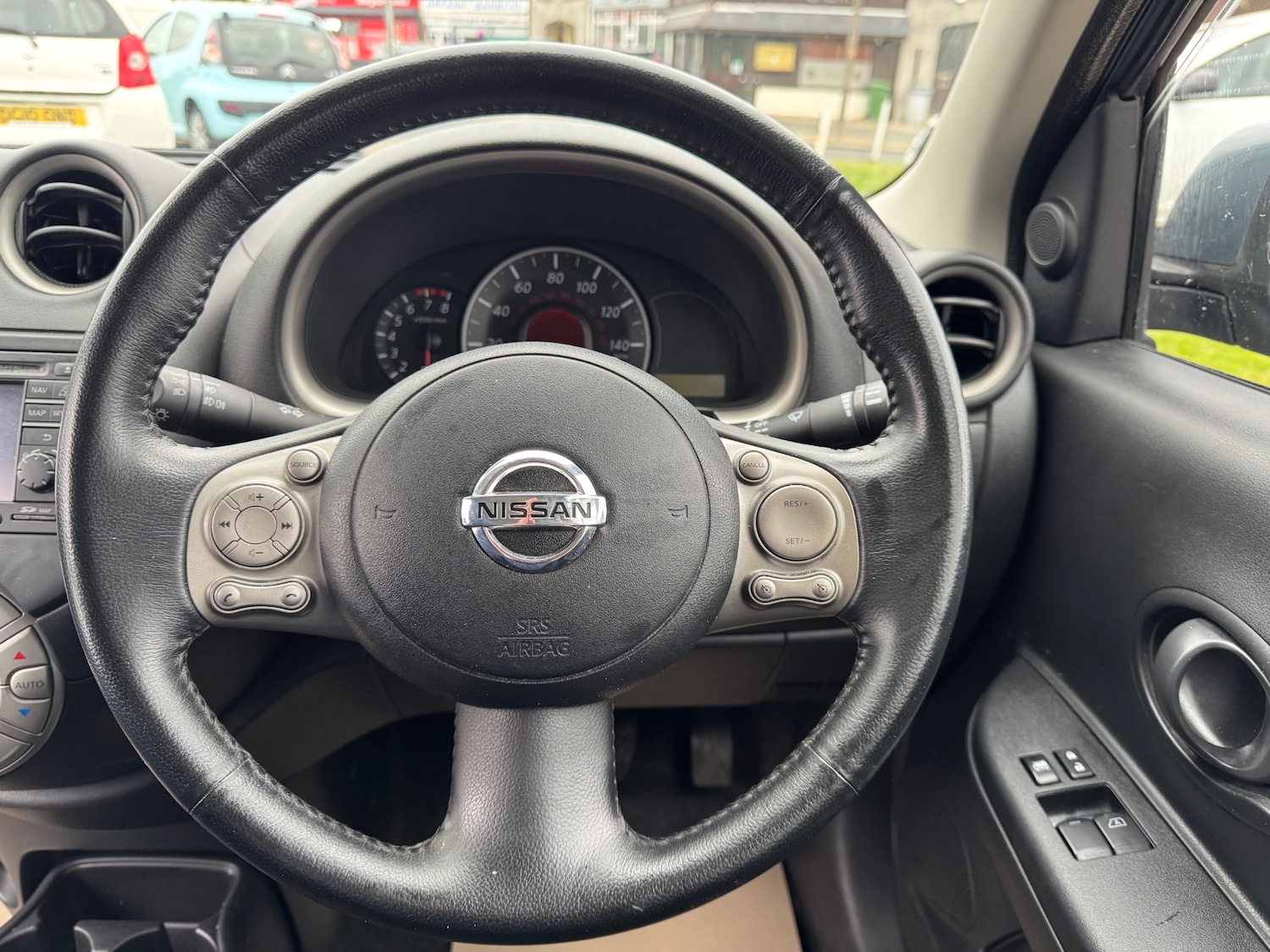 Used Nissan Micra 2011 for sale - 76330889: Photo 16