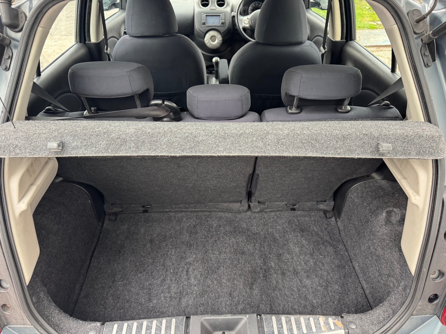 Used Nissan Micra 2011 for sale - 76330889: Photo 18