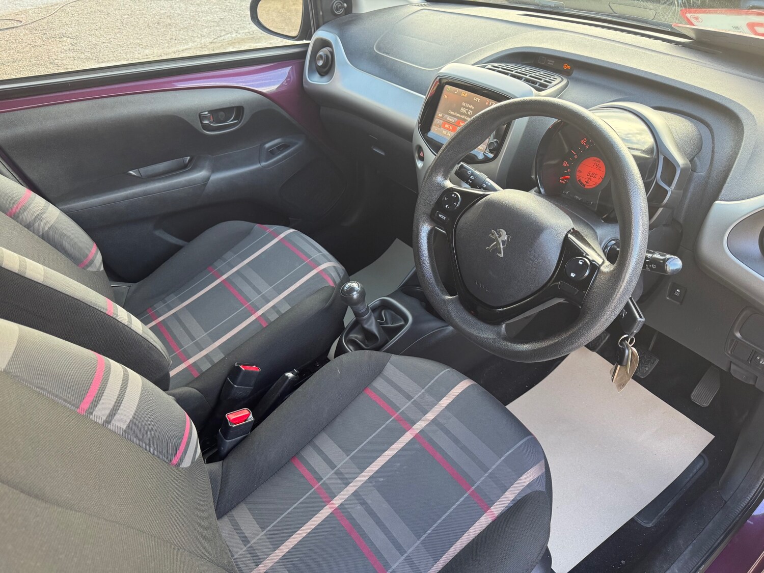 Used Peugeot 108 2016 for sale - 76187201: Photo 14