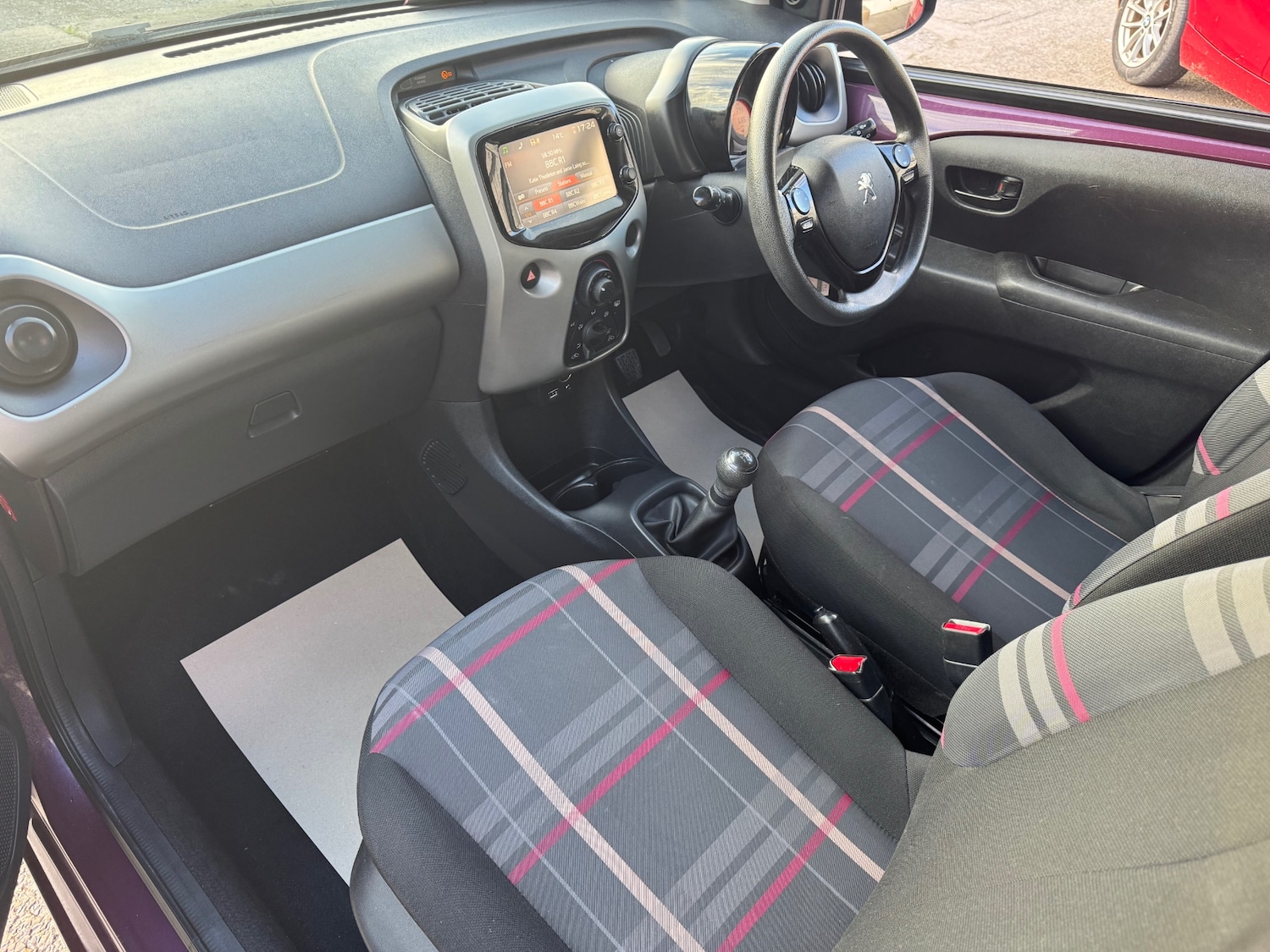 Used Peugeot 108 2016 for sale - 76187201: Photo 15