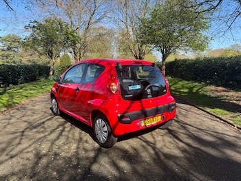 Used Peugeot 107 2011 for sale - 78300540: Photo