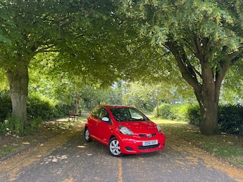 Used Toyota AYGO 2012 for sale - 79031852: Photo