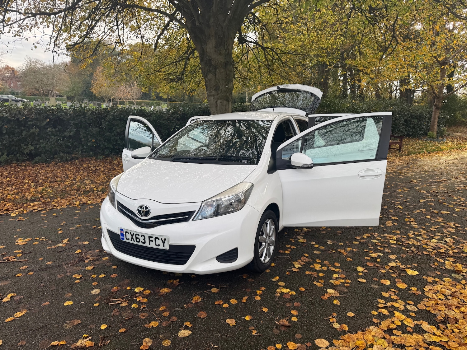 Used Toyota Yaris 2013 for sale - 76520825: Photo 7