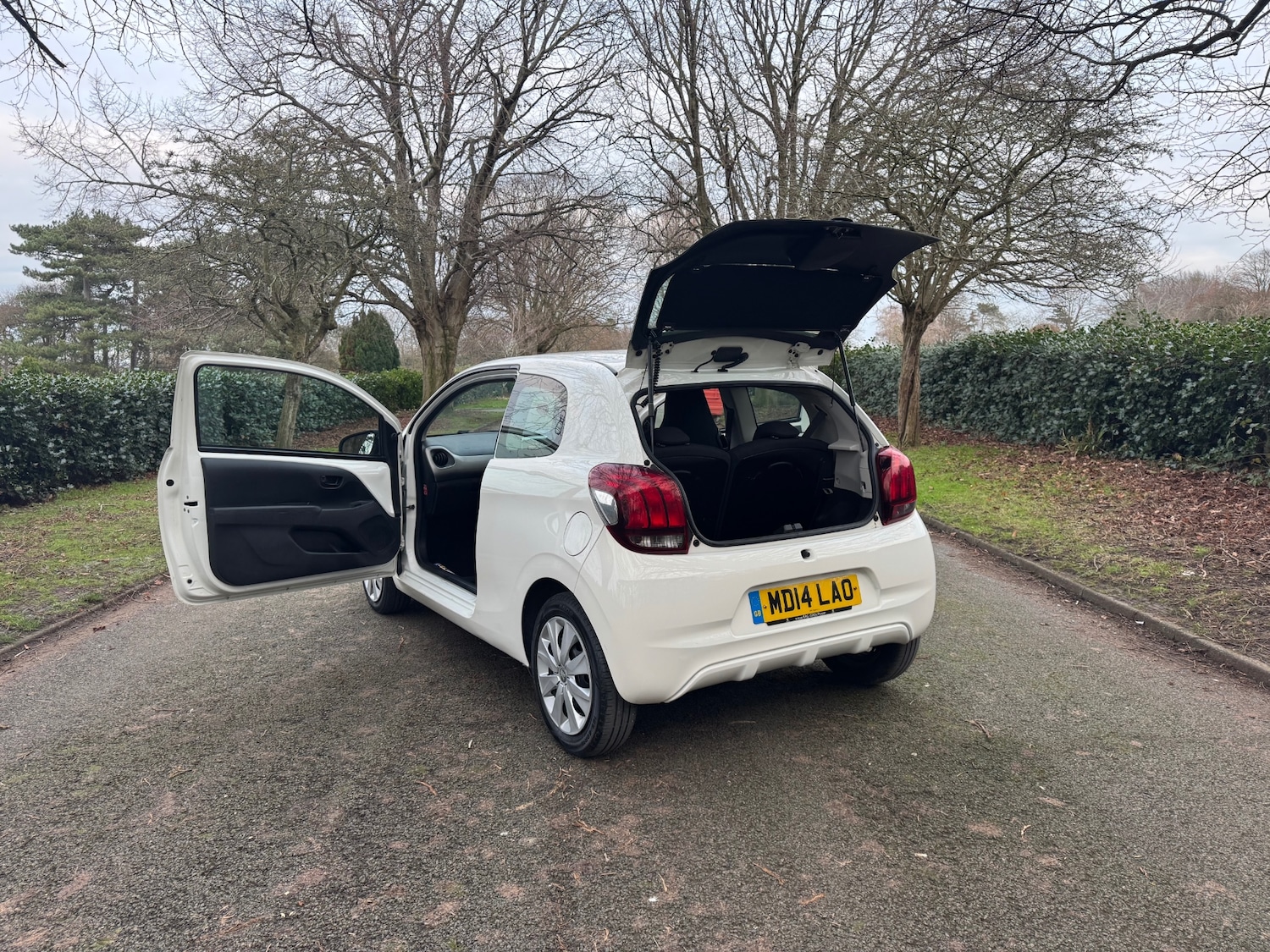 Used Peugeot 108 2014 for sale - 77085452: Photo 10