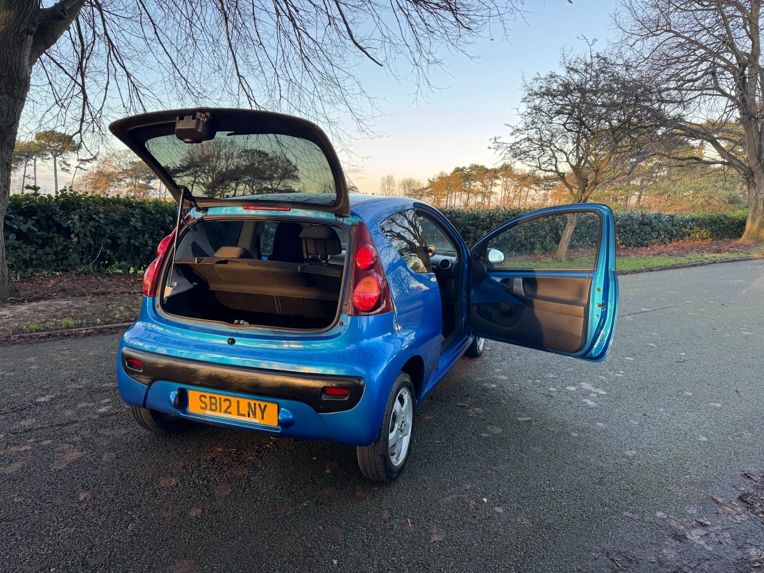 Used Peugeot 107 2012 for sale - 76640422: Photo 7