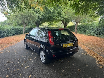 Used Ford Fiesta 2006 for sale - 79537165: Photo
