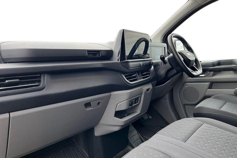 Used Ford Transit Custom 2024 for sale - 77729500: Photo 3