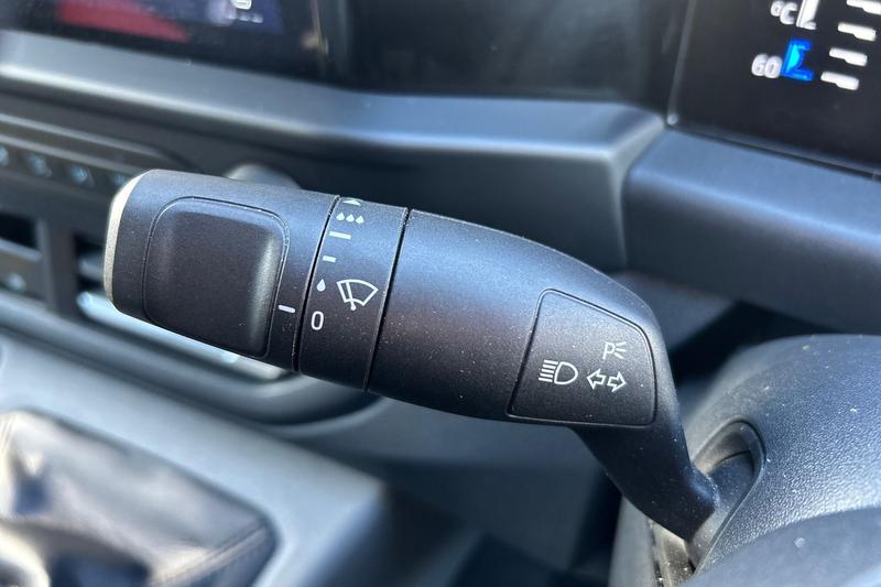 Used Ford Transit Custom 2024 for sale - 76858772: Photo 28