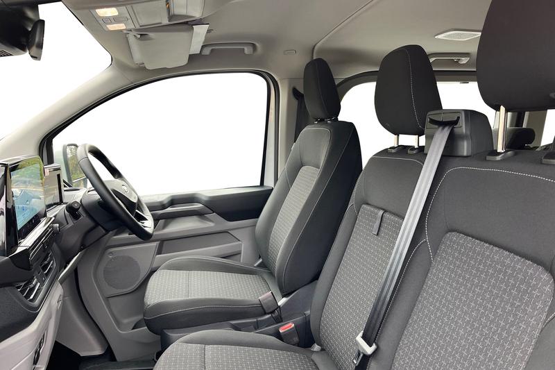 Used Ford Tourneo Custom 2025 for sale - 76580799: Photo 10