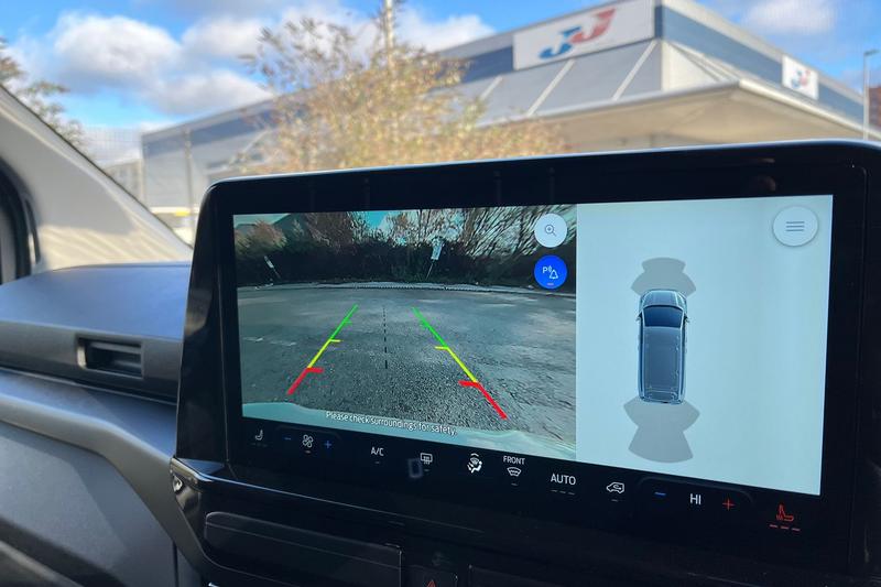 Used Ford Tourneo Custom 2025 for sale - 76710170: Photo 16