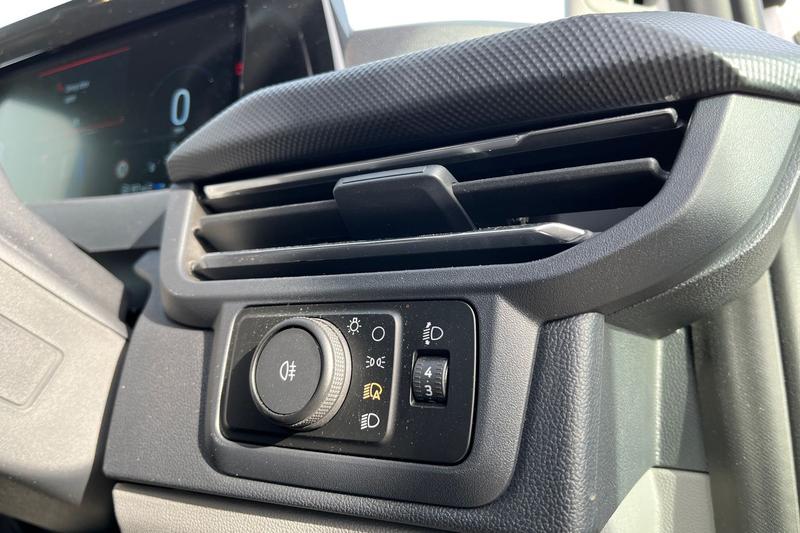 Used Ford Transit Custom 2025 for sale - 77592903: Photo 31