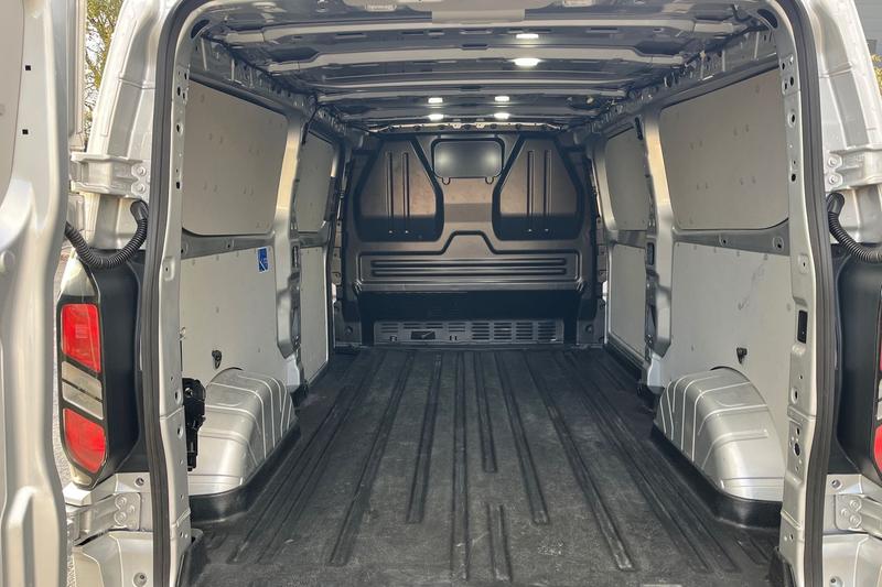 Used Ford Transit Custom 2024 for sale - 76568501: Photo 5