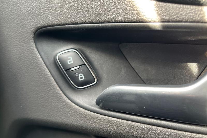 Used Ford Transit Custom 2022 for sale - 76355530: Photo 17