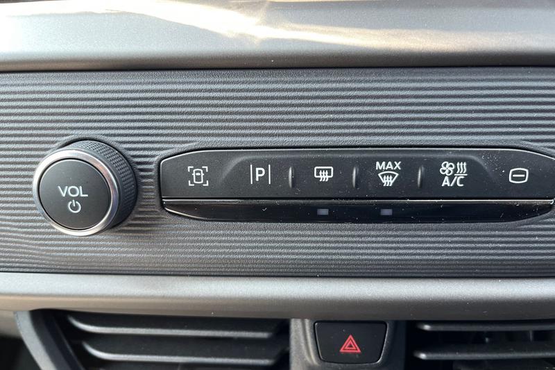 Used Ford Transit Courier for sale - 78109487: Photo 32